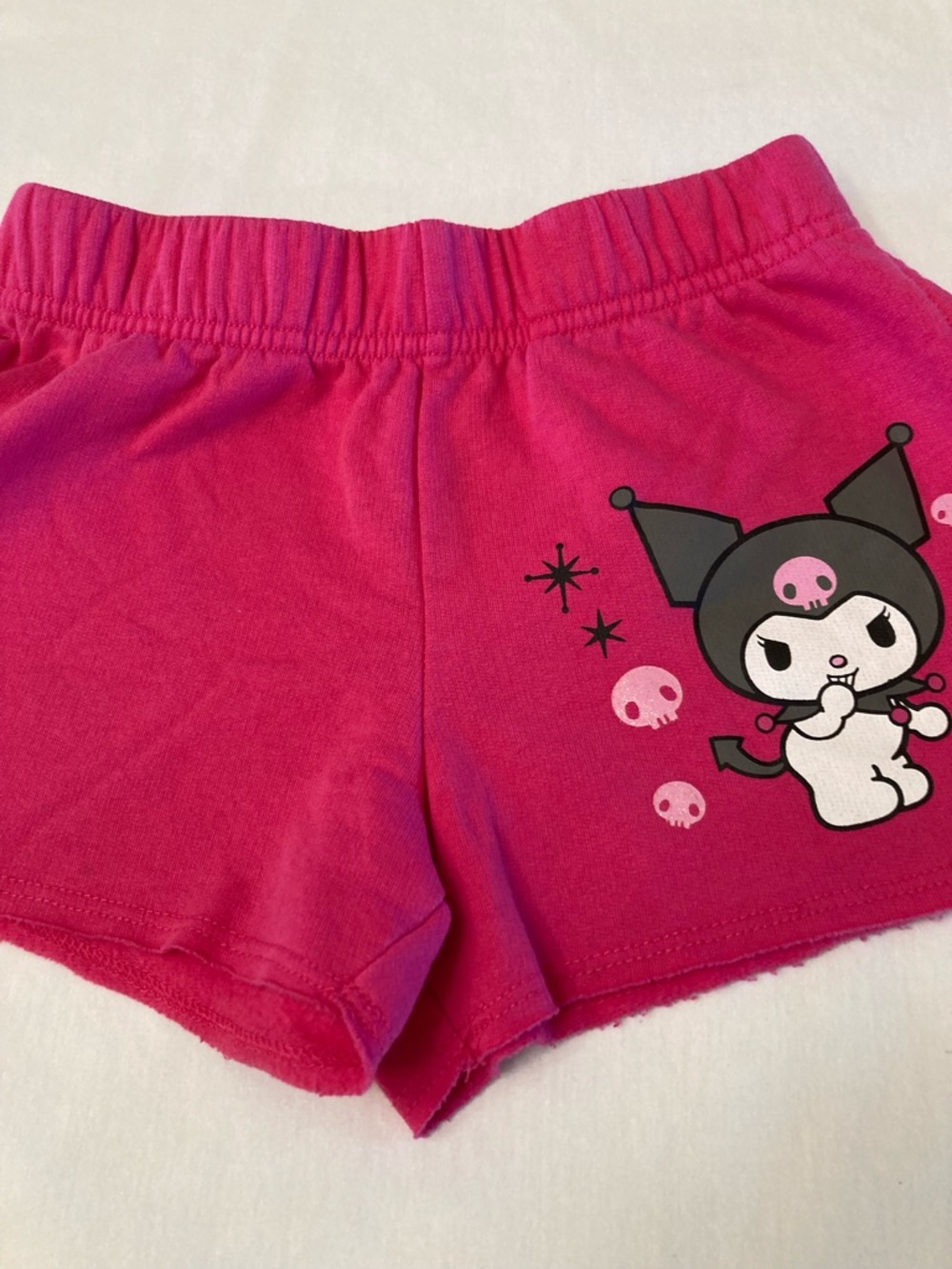 Kuromi Hot Pink Kids Shorts with Character Print - size S (6-6X). Like new